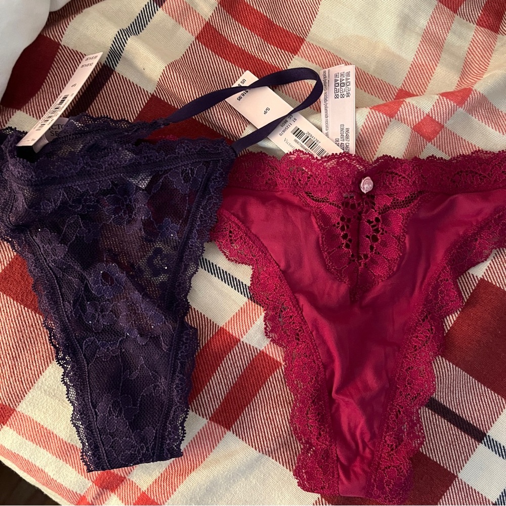 victoria’s secret lace thongs set